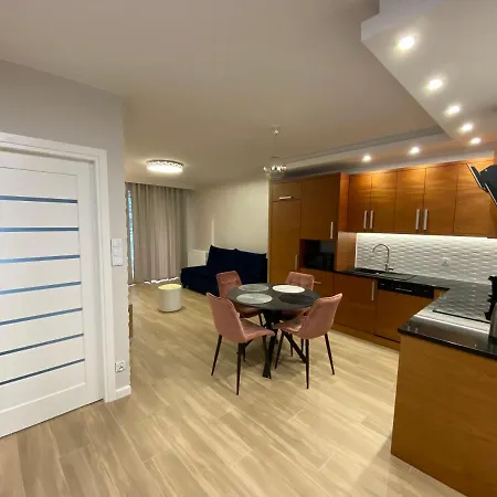 Lägenhet Przystan Kazika - & *