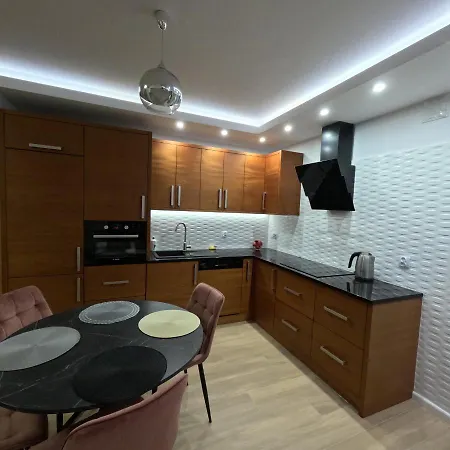 Przystan Kazika - & * Dziwnów