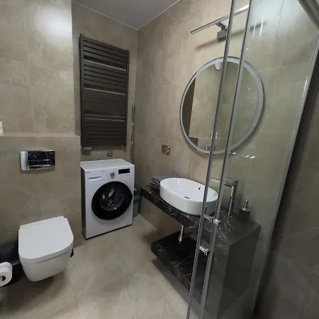 Przystan Kazika - & *