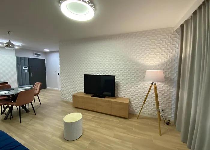 Przystan Kazika - & *