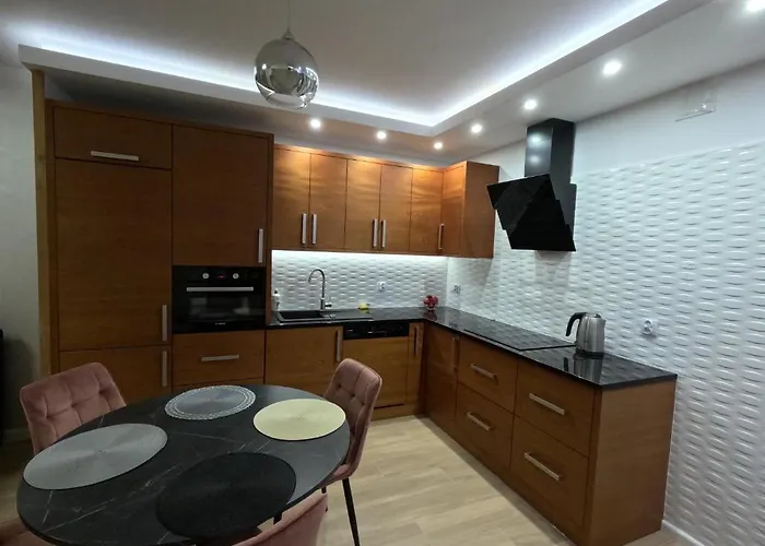 Przystan Kazika - & * Dziwnów